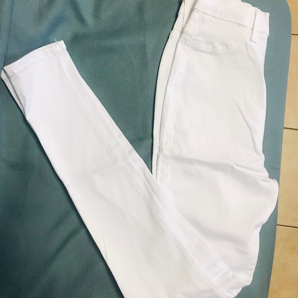 White jeans - Picture 2 of 5